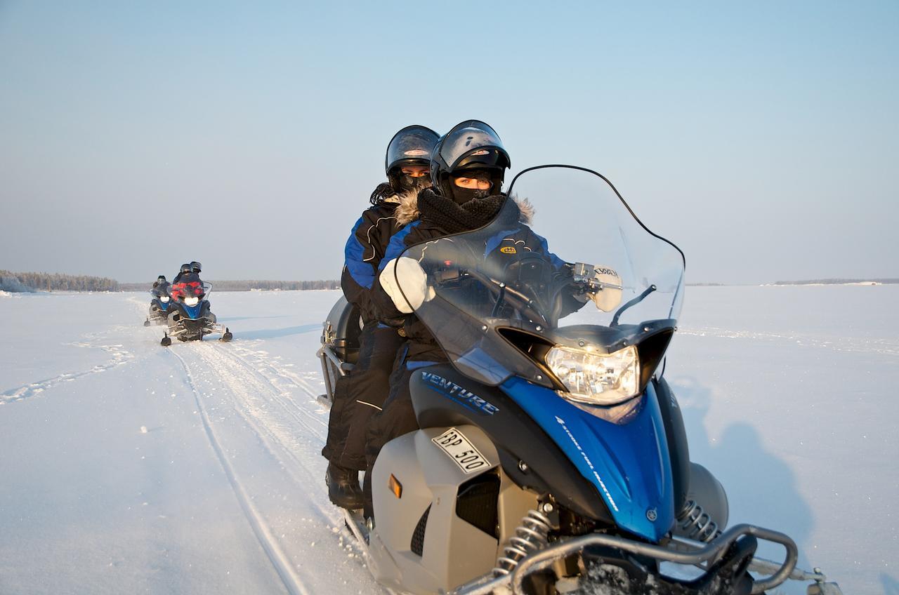Pine Bay Lodge Person Экстерьер фото
